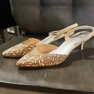 Impo white/brown heels 9 1/2